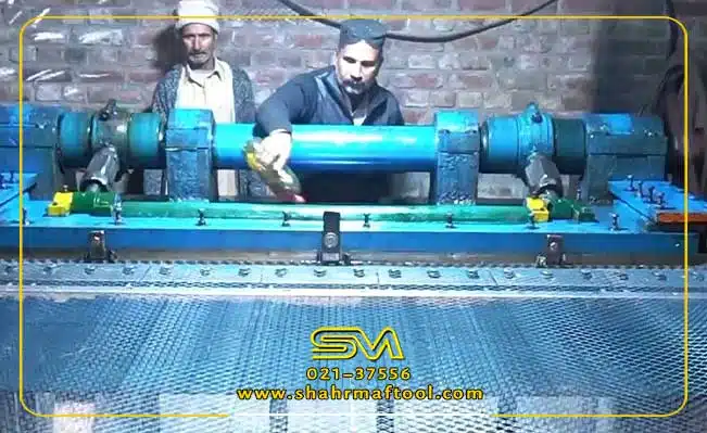 دستگاه تولید توری مرغی